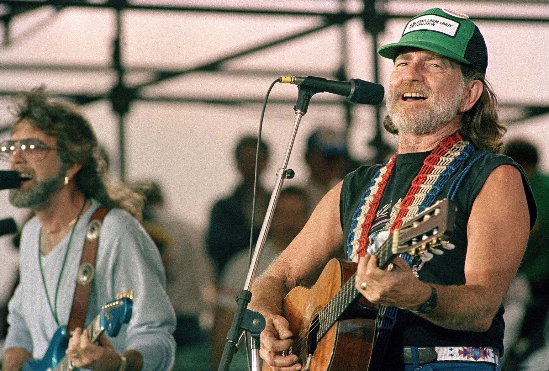 1985: Willie Nelson